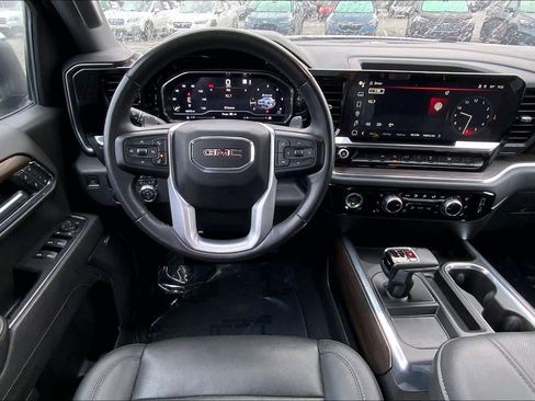Used 2023 GMC Sierra 1500 SLT image 5