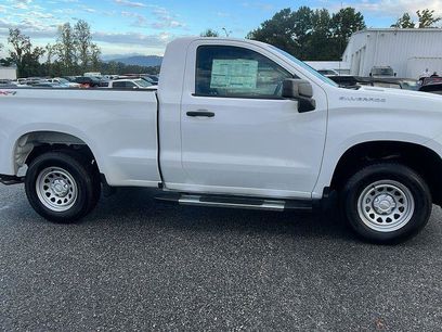 New 2025 Chevrolet Silverado 1500 W/T w/ Trailering Package