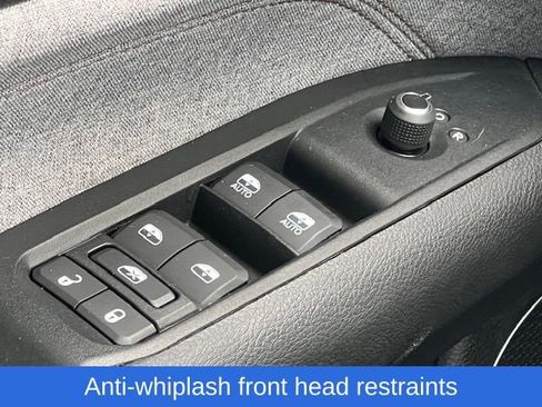 Used 2022 Jeep Compass Latitude image 31