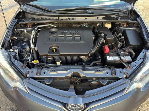 Used 2015 Toyota Corolla LE image 14