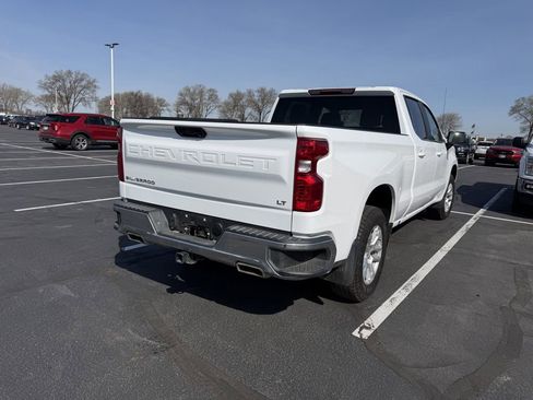 Used 2024 Chevrolet Silverado 1500 LT AWD/4WD image 2