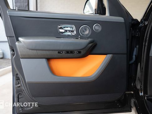 Used 2019 Rolls-Royce Cullinan image 18