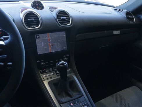 Certified 2024 Porsche 718 Cayman GT4 RS image 18