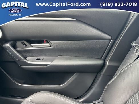 Used 2025 MAZDA CX-50 AWD 2.5 S w/ Weather Package image 29