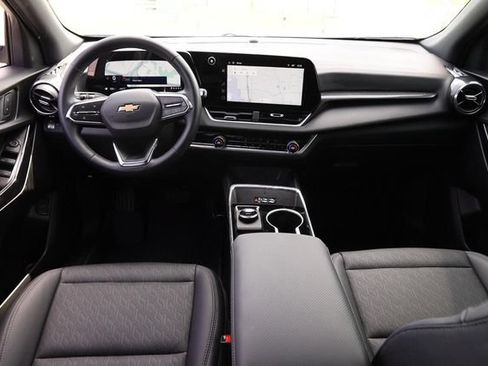 Used 2026 Chevrolet Equinox LT w/ Convenience Package II AWD/4WD image 23