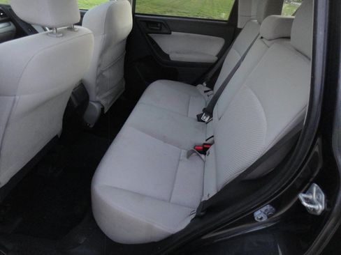 Used 2015 Subaru Forester 2.5i Premium AWD/4WD image 19