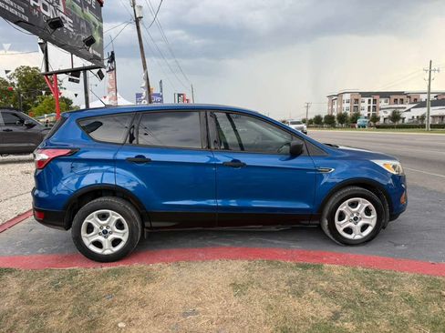 Used 2017 Ford Escape S FWD image 8
