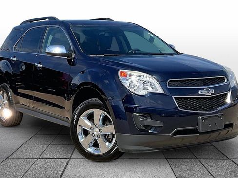Used 2015 Chevrolet Equinox LT FWD image 2