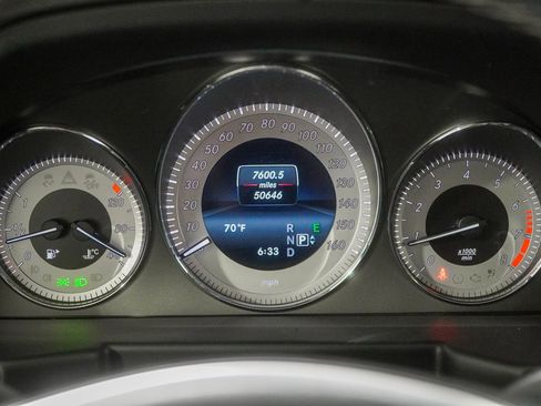 Used 2015 Mercedes-Benz GLK 350 4MATIC image 39