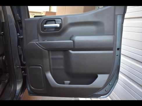 Used 2020 Chevrolet Silverado 1500 Custom Trail Boss image 28