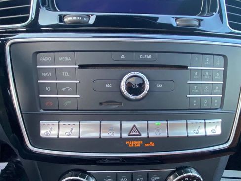 Used 2017 Mercedes-Benz GLE 43 AMG 4MATIC image 24