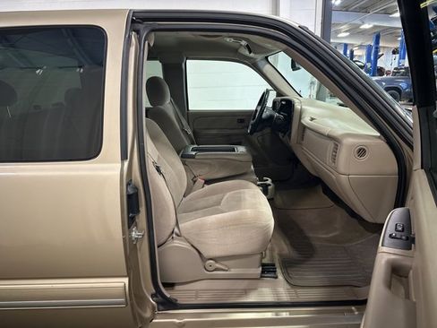 Used 2006 Chevrolet Silverado 1500 LT w/ Light Duty Power Package image 10