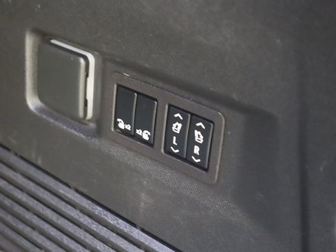 Used 2023 GMC Yukon Denali w/ Max Trailering Package image 69