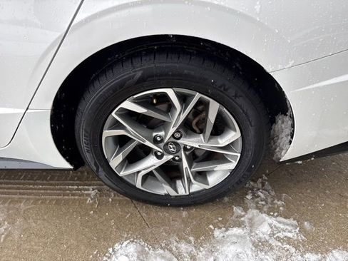 Used 2023 Hyundai Sonata SEL image 11