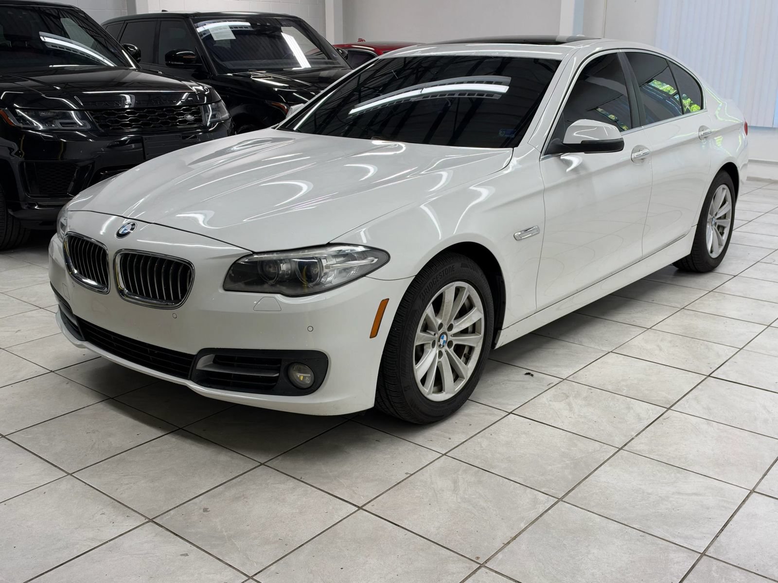 Used 2015 BMW 528i Sedan RWD image 3