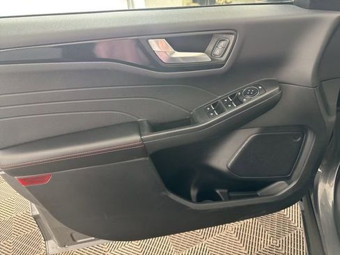 Used 2025 Ford Escape ST-Line image 21