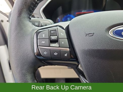 Used 2021 Ford Escape Titanium w/ Class II Trailer Tow Package image 11