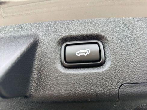 Used 2023 Hyundai Santa Fe SEL Premium AWD/4WD image 14