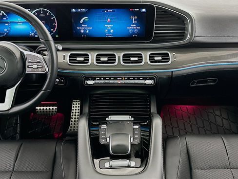 Used 2023 Mercedes-Benz GLS 580 GLS 580 Night 4MATIC 3-ROW SEA image 11