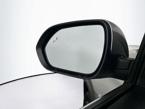 Used 2023 Kia Seltos EX image 16