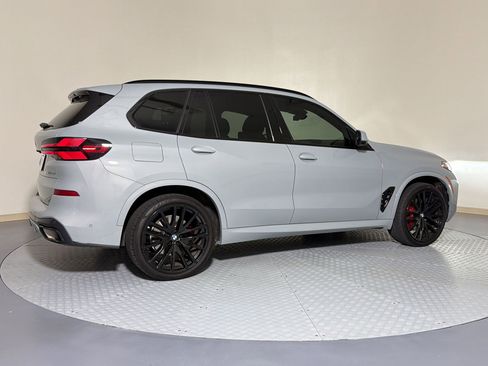 Certified 2025 BMW X5 sDrive40i w/ M Sport Package RWD image 8