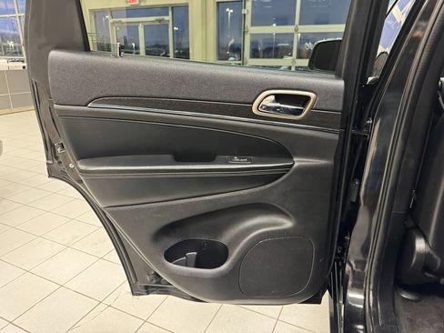 Used 2015 Jeep Grand Cherokee Limited AWD/4WD image 43