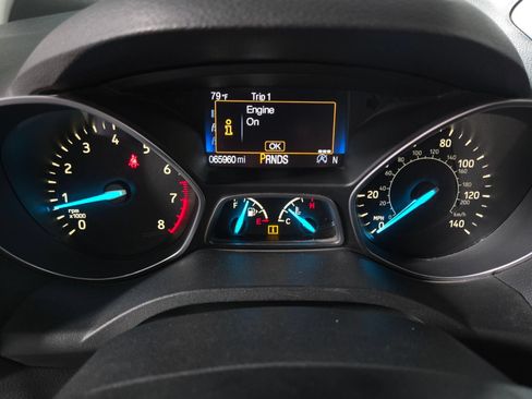 Used 2017 Ford Escape SE w/ Equipment Group 201A FWD image 31