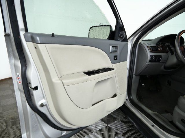 Used 2008 Mercury Sable Premier FWD image 13