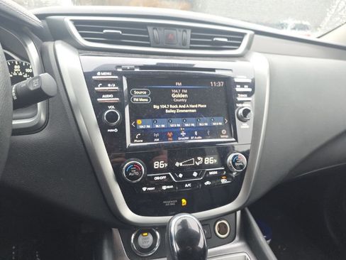 Used 2023 Nissan Murano SV w/ SV Midnight Edition Package image 9