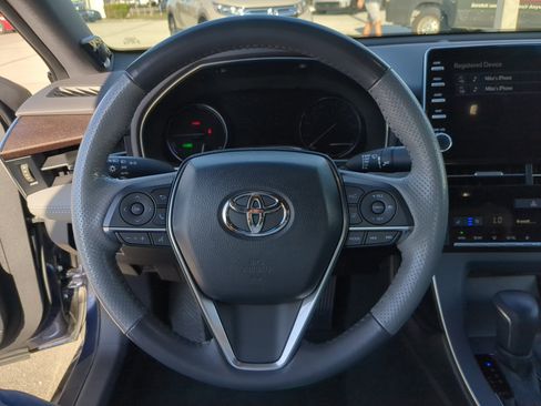 Used 2019 Toyota Avalon Limited w/ Preferred Accessory Package image 31