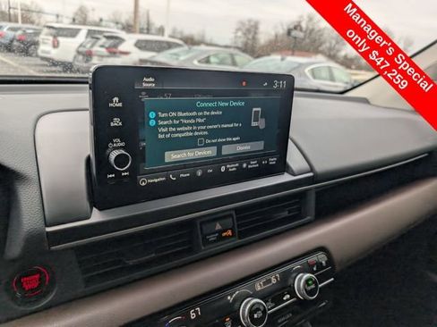 Used 2025 Honda Pilot Elite image 20