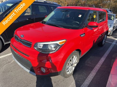 Used 2019 Kia Soul + image 1