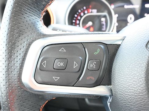 Used 2022 Jeep Gladiator Mojave w/ Cold Weather Group AWD/4WD image 10