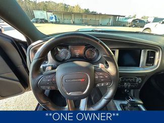 Used 2017 Dodge Charger R/T video 2