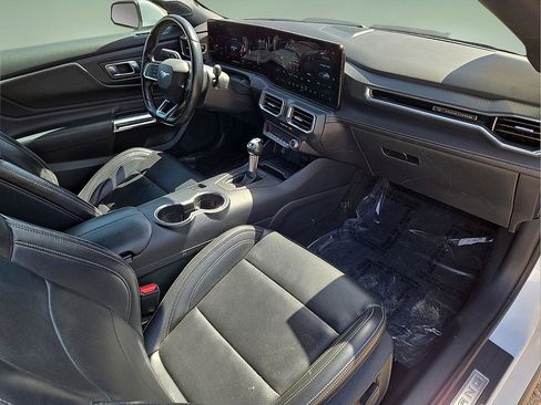 Used 2024 Ford Mustang Premium image 13