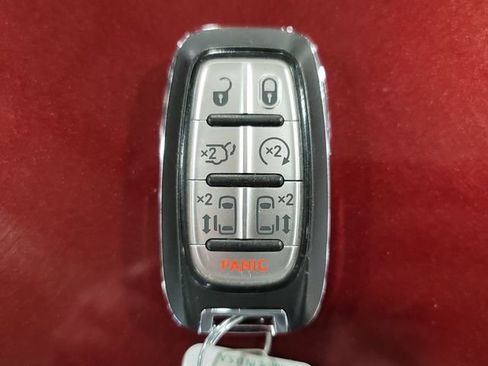 Used 2023 Chrysler Voyager LX FWD image 16