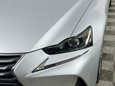 Used 2017 Lexus IS 200t RWD image 12