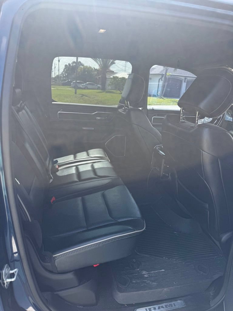 Used 2022 RAM 1500 Laramie w/ Sport Appearance Package AWD/4WD image 11