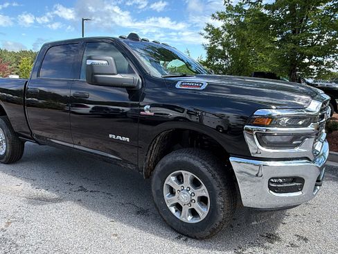 New 2026 RAM 2500 Big Horn AWD/4WD image 5