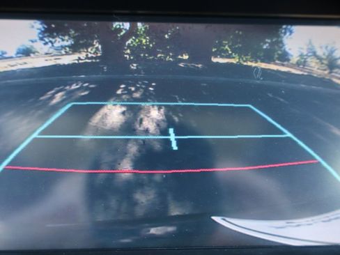Used 2015 Toyota RAV4 Limited AWD/4WD image 36