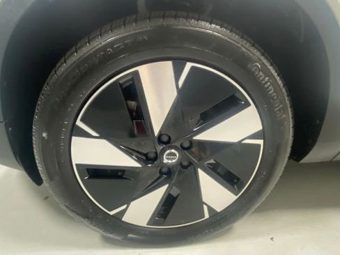 Used 2024 Volvo XC40 Recharge Core w/ Protection Package Premier AWD/4WD image 5
