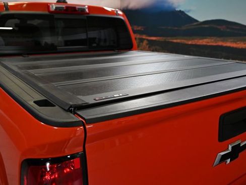 Used 2019 Chevrolet Colorado LT w/ LT Convenience Package RWD image 16