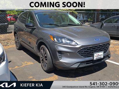 Used 2022 Ford Escape SE w/ SE Sport Appearance Package