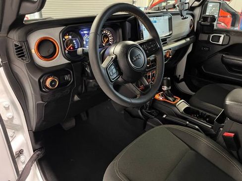 Used 2024 Jeep Wrangler Willys image 19