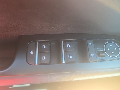 Used 2022 Kia Soul LX FWD image 26