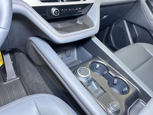 New 2026 Ford Explorer Active image 34