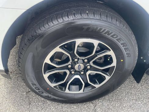 Used 2022 Ford Expedition XLT RWD image 30
