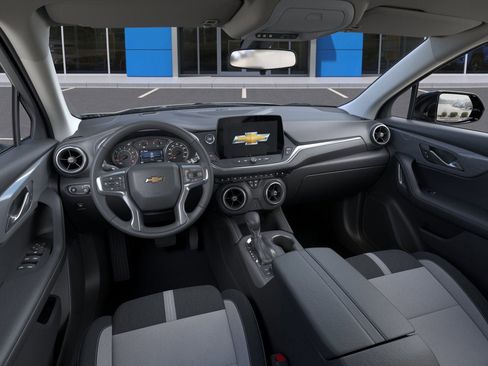 New 2025 Chevrolet Blazer LT w/ Midnight/Sport Edition AWD/4WD image 15