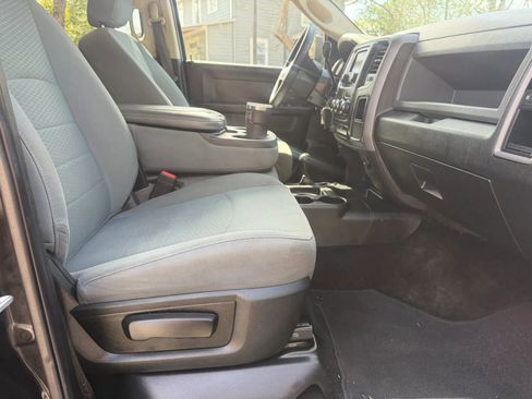 Used 2018 RAM 2500 Tradesman w/ Chrome Appearance Group image 14