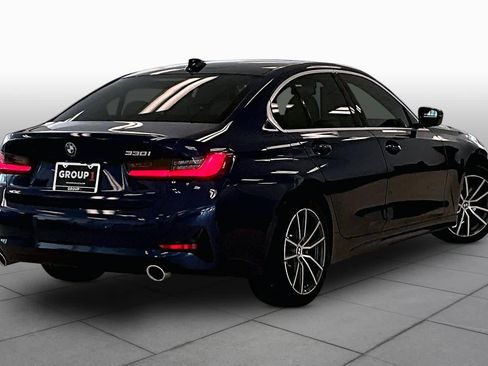 Used 2020 BMW 330i Sedan w/ Convenience Package RWD image 11
